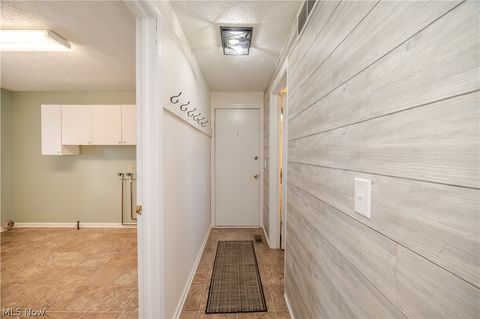 Tiny photo for 449 Westchester Drive SE, Warren, OH 44484 (MLS # 5186675)