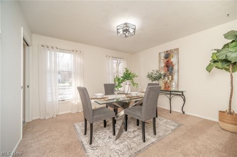 Tiny photo for 449 Westchester Drive SE, Warren, OH 44484 (MLS # 5186675)