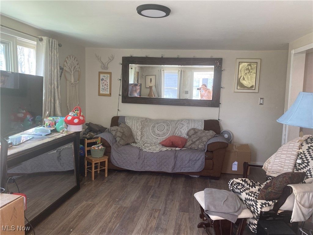 Photo of 316 Locust Street N, Canal Fulton, OH 44614 (MLS # 5174778)