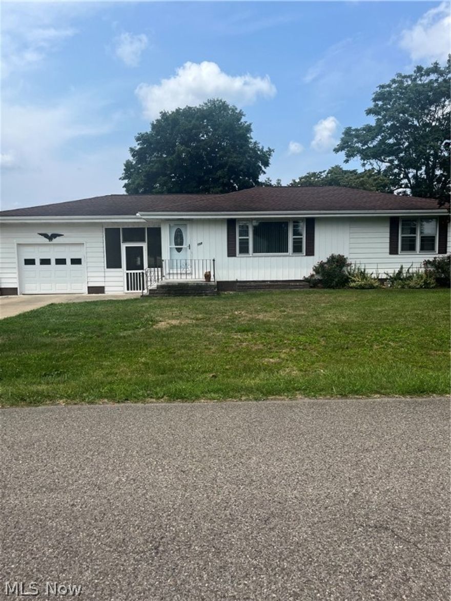 3 bedroom home in the heart of Belpre Ohio, near hospital, restaurants and shopping and the Ohio River boat ramp. The property has plenty of parking with alley access and additional parking in the back with additional 2 car detached garage.