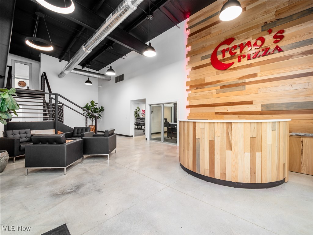 1545 Highpointe Court