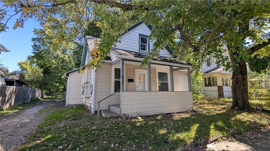 Photo of 653 Sumner Street, Akron, OH 44311 (MLS # 5182651)