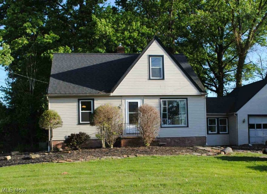 3 BR bungalow/Cape Cod on over 2 acres, fully waterproofed basement. Attached breezeway and 2 car garage, all appliances and riding mower stay. Formal Dining, hardwood floors, Newer furnace, windows electric panel, seller may assist with closing. Home Warranty included.