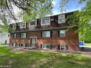 Photo 1 of 9 — 432 Mathews Road 4, Youngstown, OH 44512