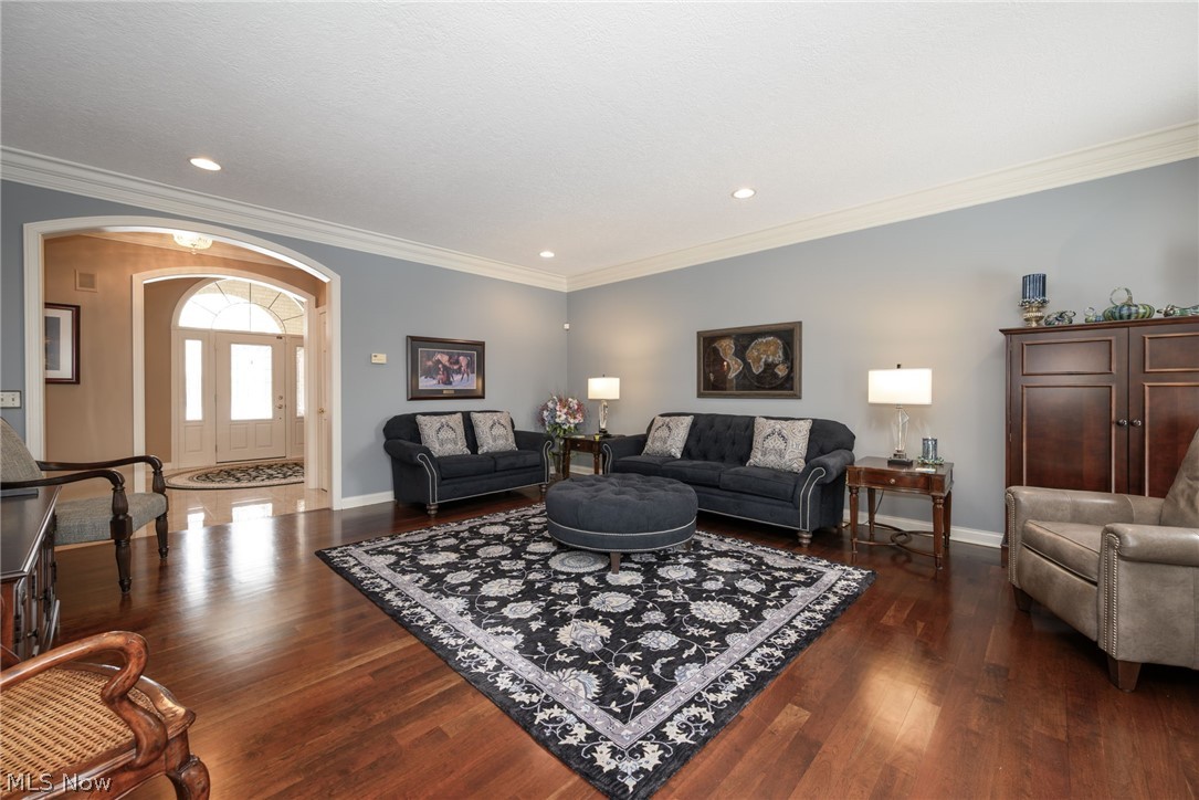 Nobles Pond - Residential