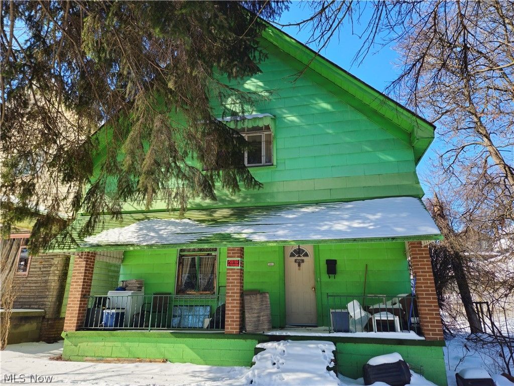 Photo of 301 Mckee Street, Steubenville, OH 43952 (MLS # 5194042)