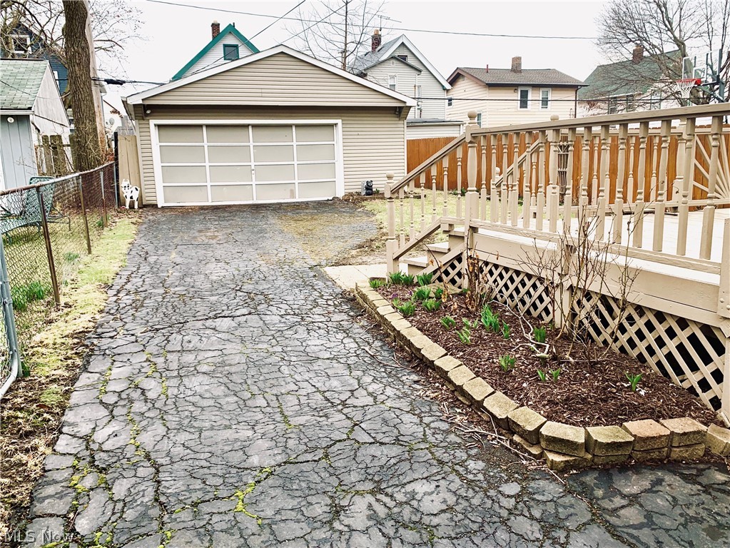 Denison Ave Allotment - Residential