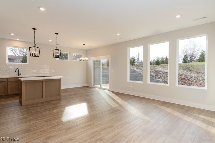 Spring Hill Villas - Residential