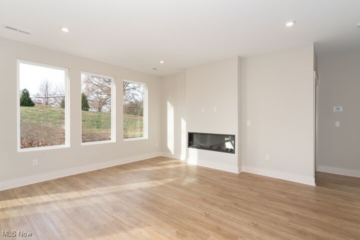 Spring Hill Villas - Residential