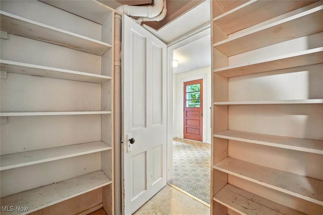 Connecticut Western Reserve - Residential