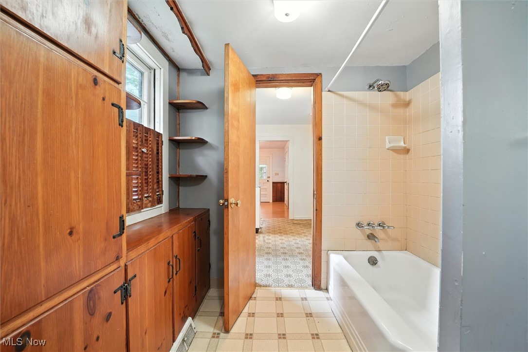 Connecticut Western Reserve - Residential