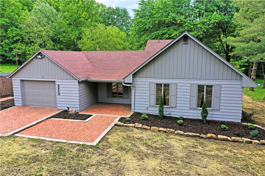 8848 King Graves Road, Warren, Ohio image 1