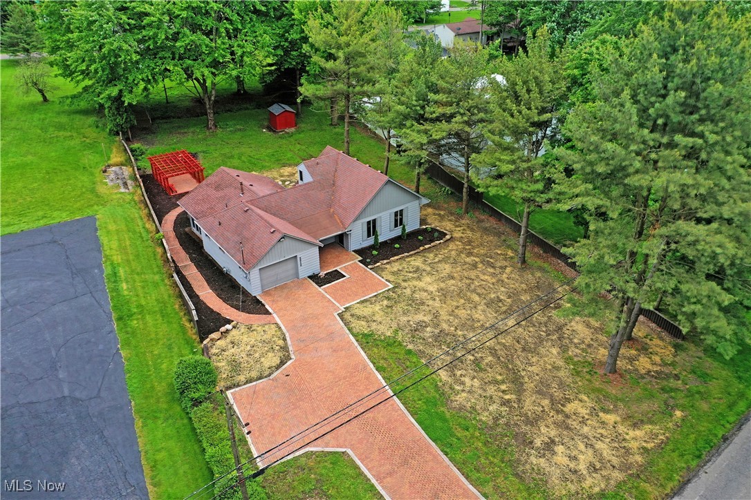 8848 King Graves Road, Warren, Ohio image 3
