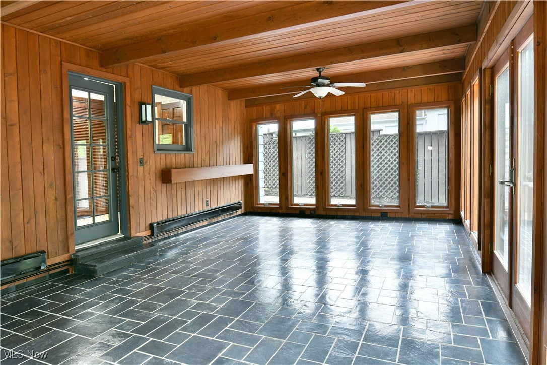 8848 King Graves Road, Warren, Ohio image 36