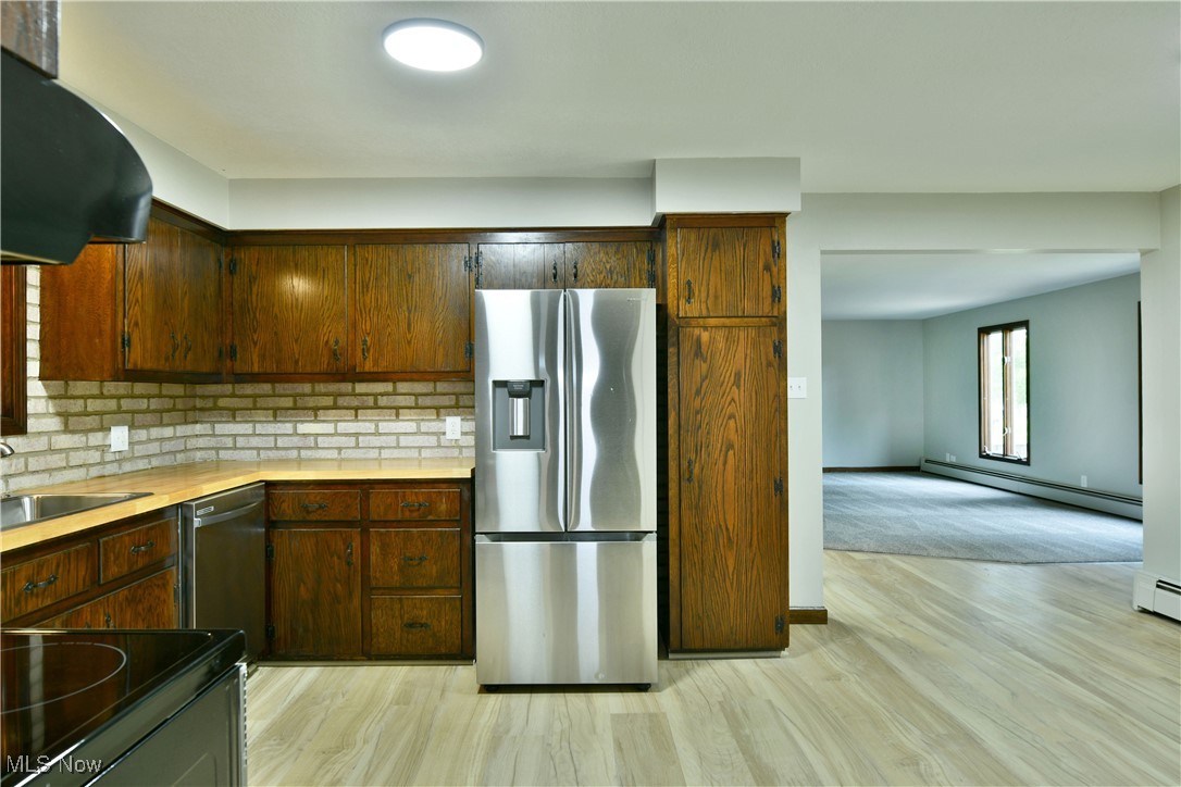 8848 King Graves Road, Warren, Ohio image 23