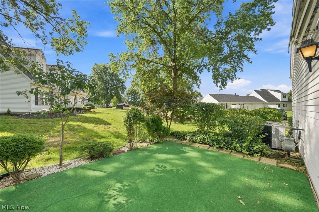 7030 Cobblestone Lane