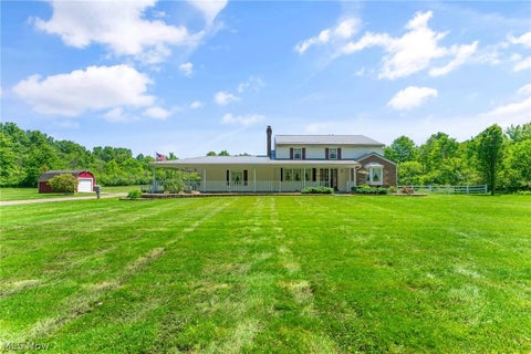 Photo for 215 Coitsville Hubbard Road