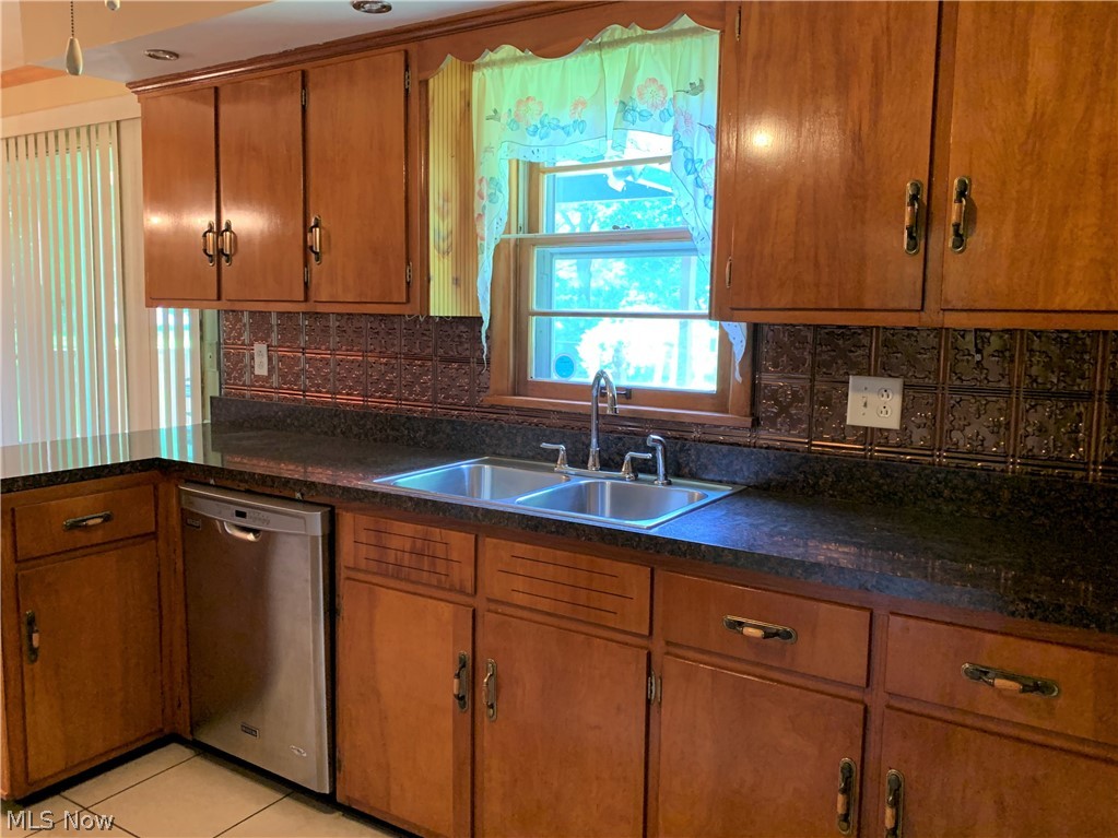 Abraham 1 - Residential