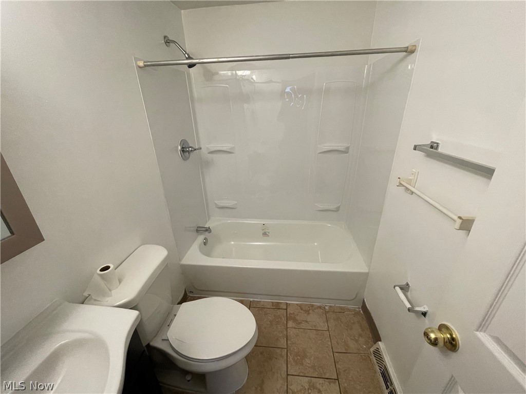 Charles Carr - Residential Lease