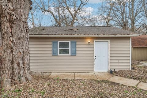 Tiny photo for 5706 E Cleveland Road, Vermilion, OH 44089 (MLS # 5187563)