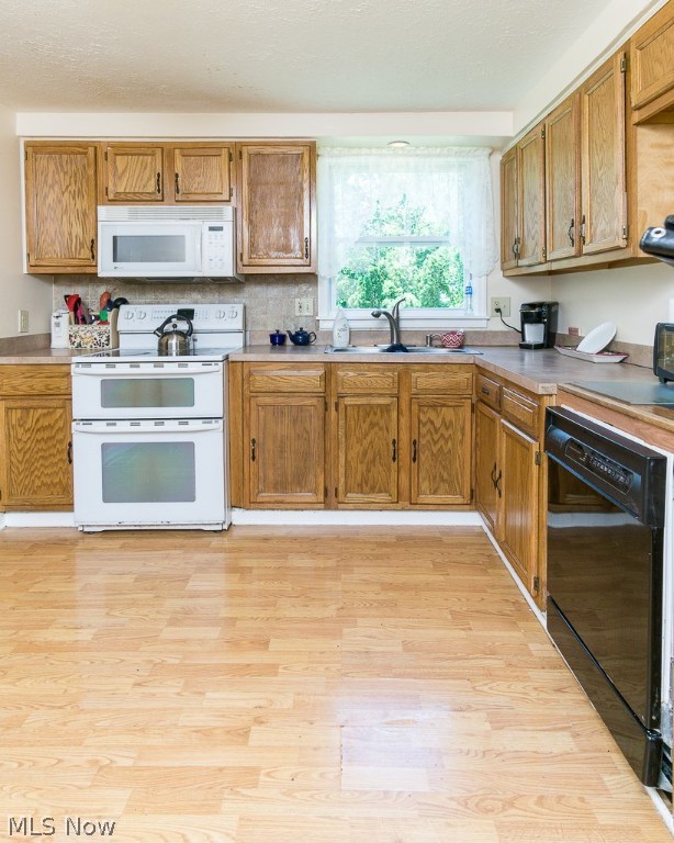 Aurora Shores - Residential