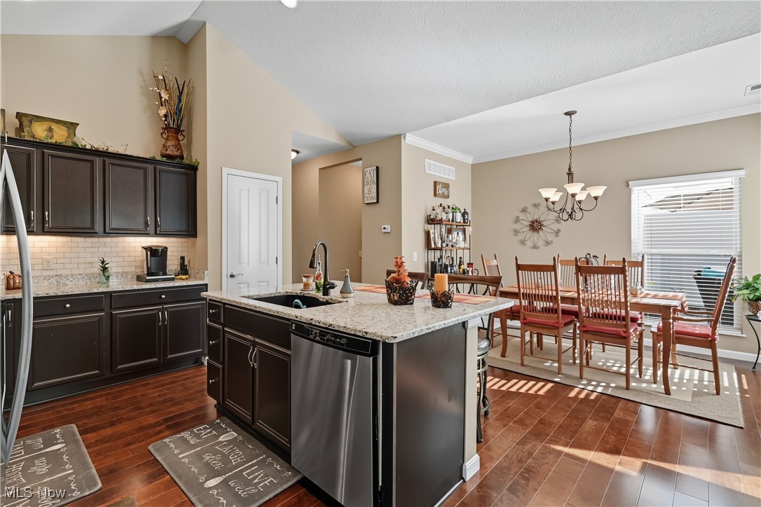 Brdgwater Condo - Residential