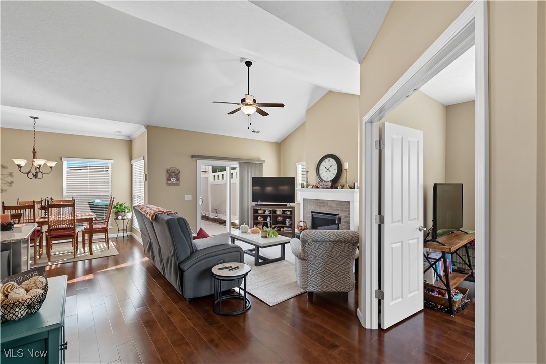 Brdgwater Condo - Residential