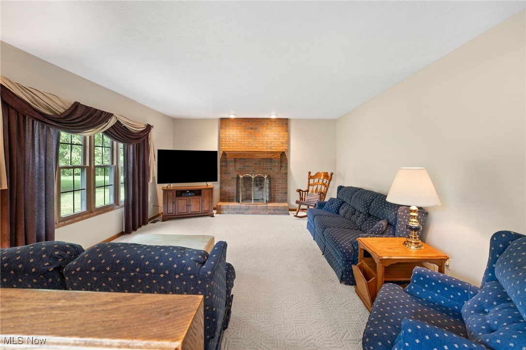 Williamsburg Village Estates - Residential