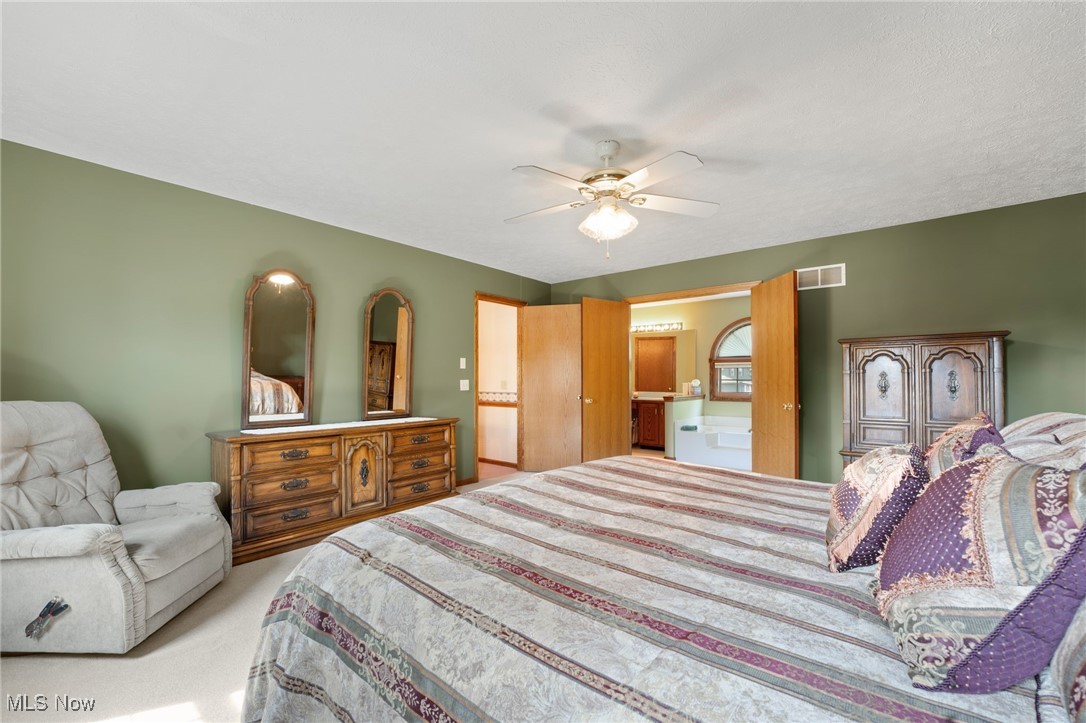 Williamsburg Village Estates - Residential