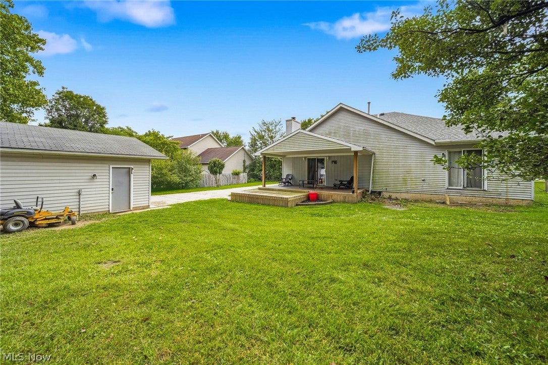 3903 Laurel Road