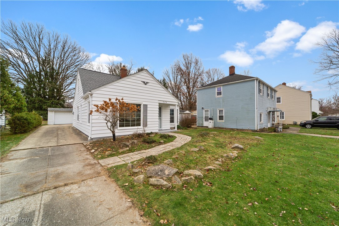 7179 Parma Park Boulevard, Parma, Ohio image 3