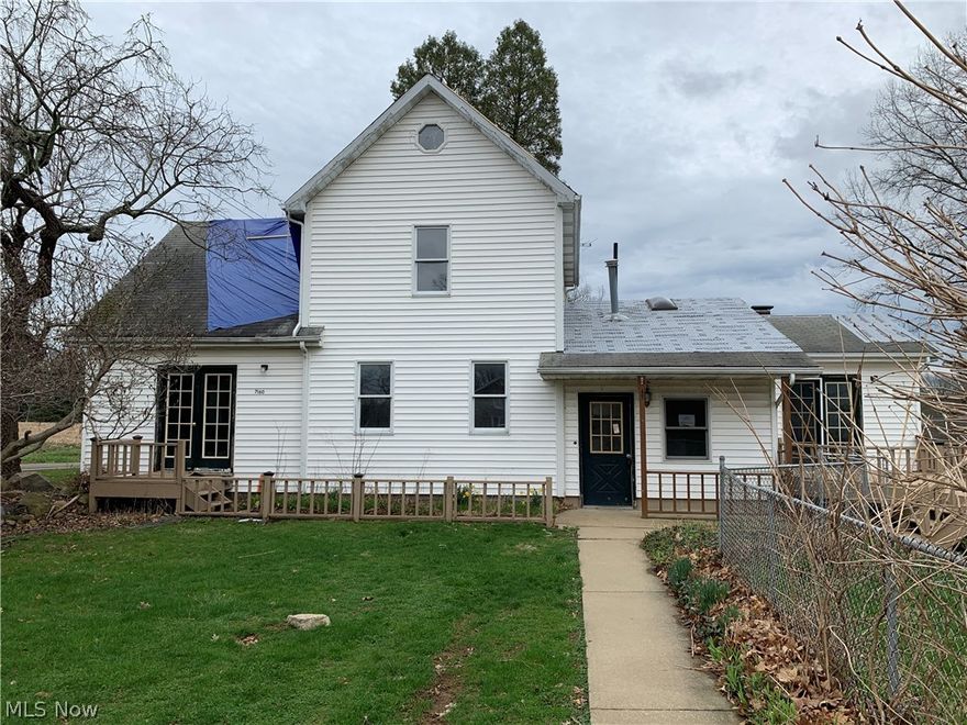 Come check out this great old farmhouse in desirable Jackson Township.  This property comes equipped with a large barn and 2 full acres of land.  Minutes away from practically anything you need.  With some TLC, this property would make a great home or investment project.  Call to schedule your private showing today.