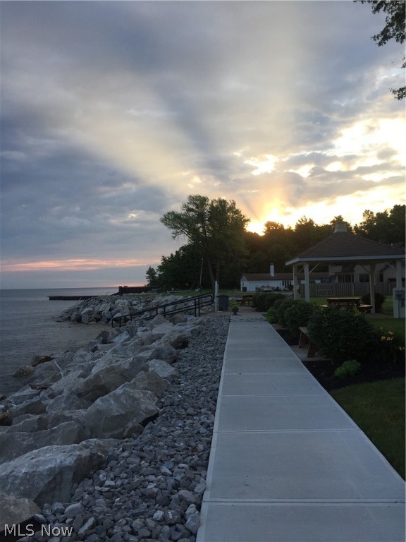 Sunset Cove - Residential