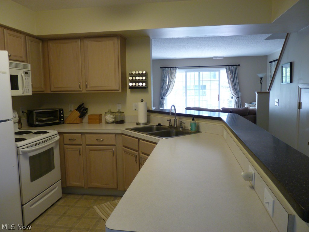 Crystal Lake Ph 03 - Residential