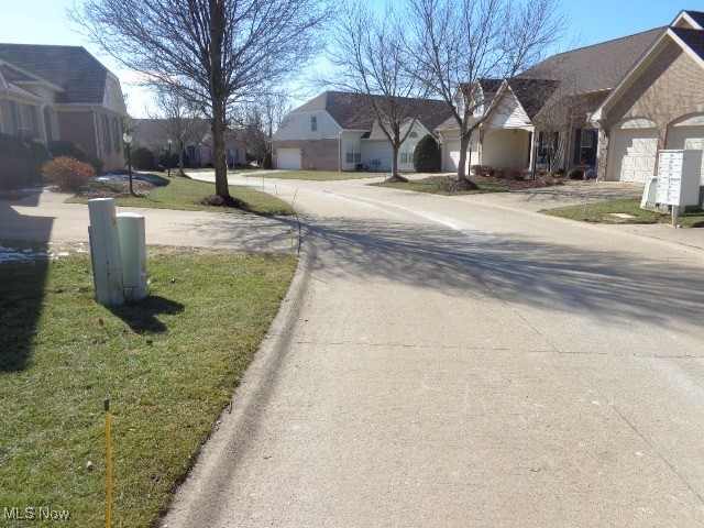 5532 Burnhill Drive, Medina, Ohio image 36