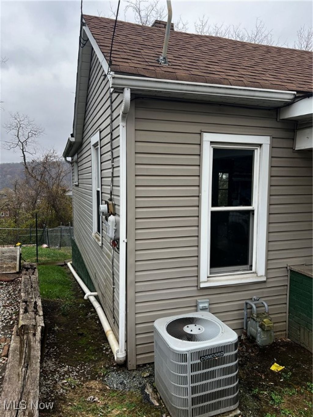 Photo of 134 Spring Avenue, Mingo Junction, OH 43938 (MLS # 5173819)