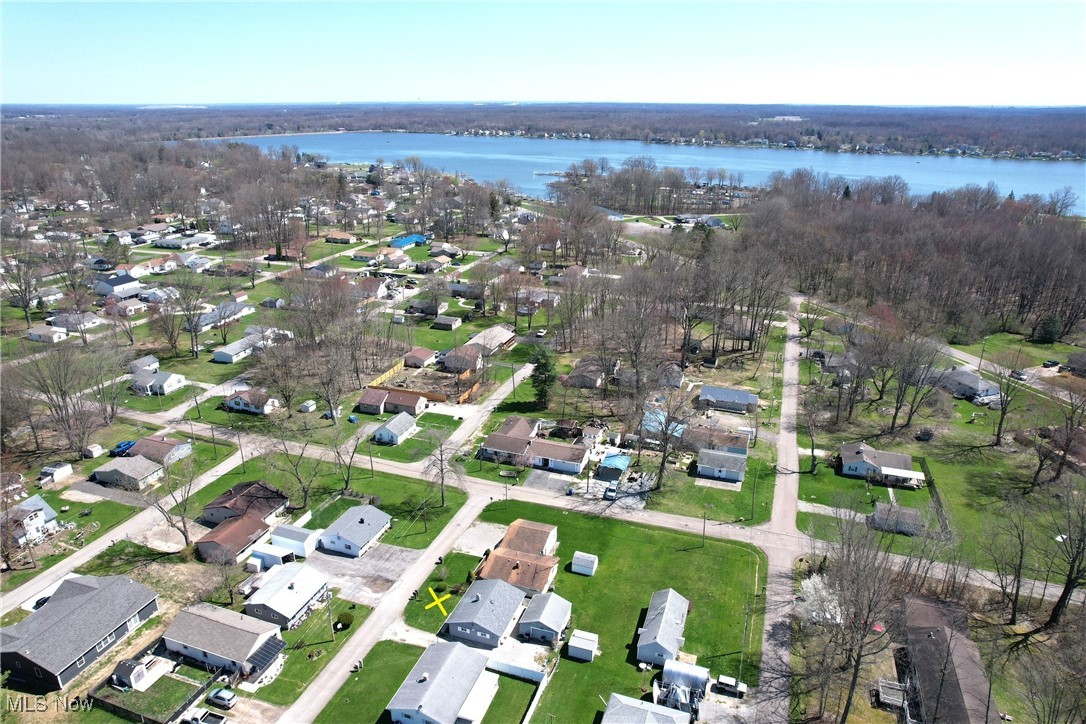 17733 Redwood Road, Lake Milton, Ohio image 6