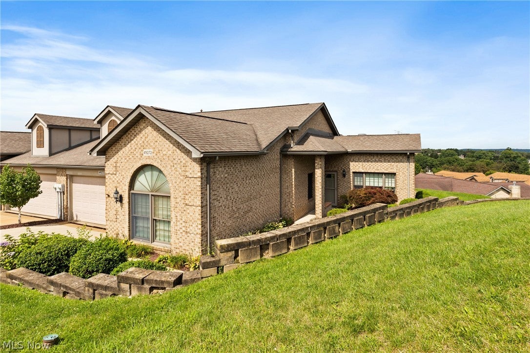 49272 Eagle Drive
