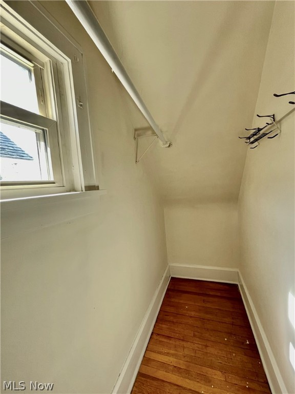 Brooklyn Hts. Realty Companies - Residential