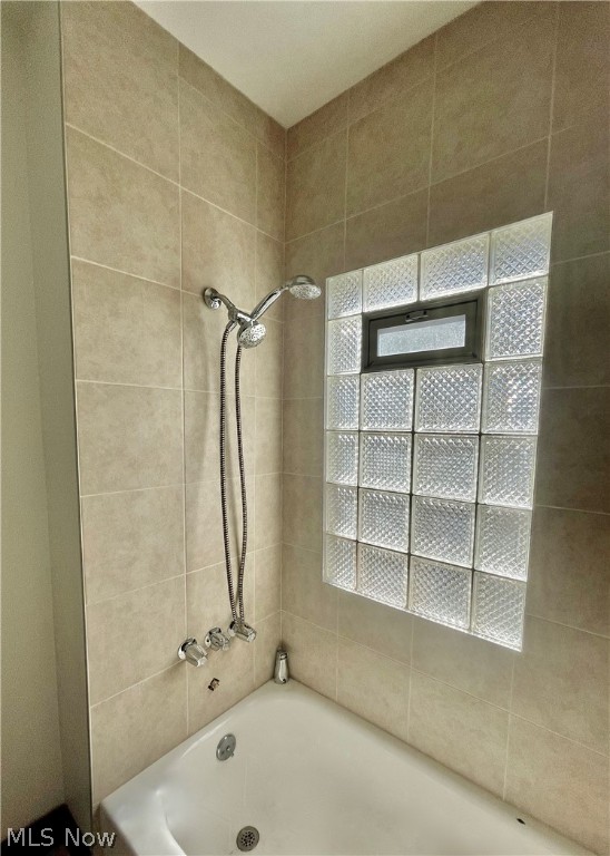 Brooklyn Hts. Realty Companies - Residential