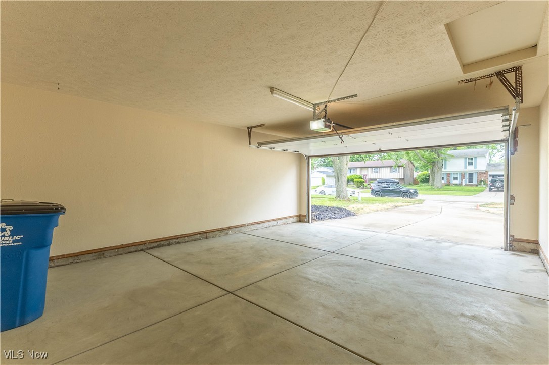 36982 S Lake Shore Boulevard, Eastlake, Ohio image 30