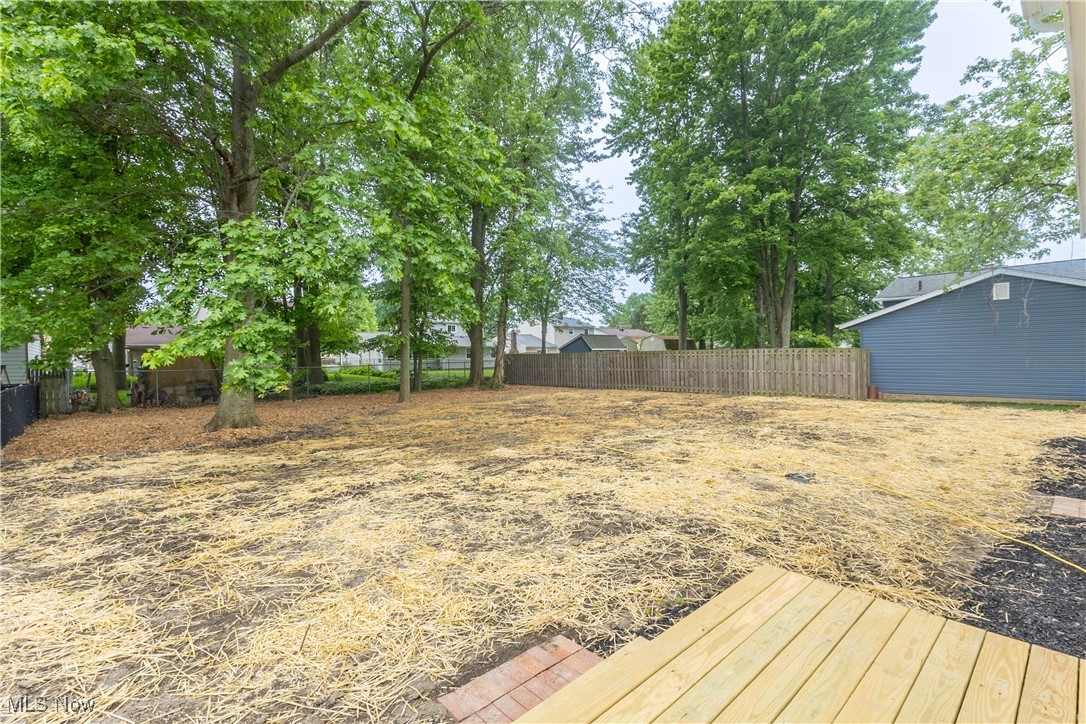 36982 S Lake Shore Boulevard, Eastlake, Ohio image 27