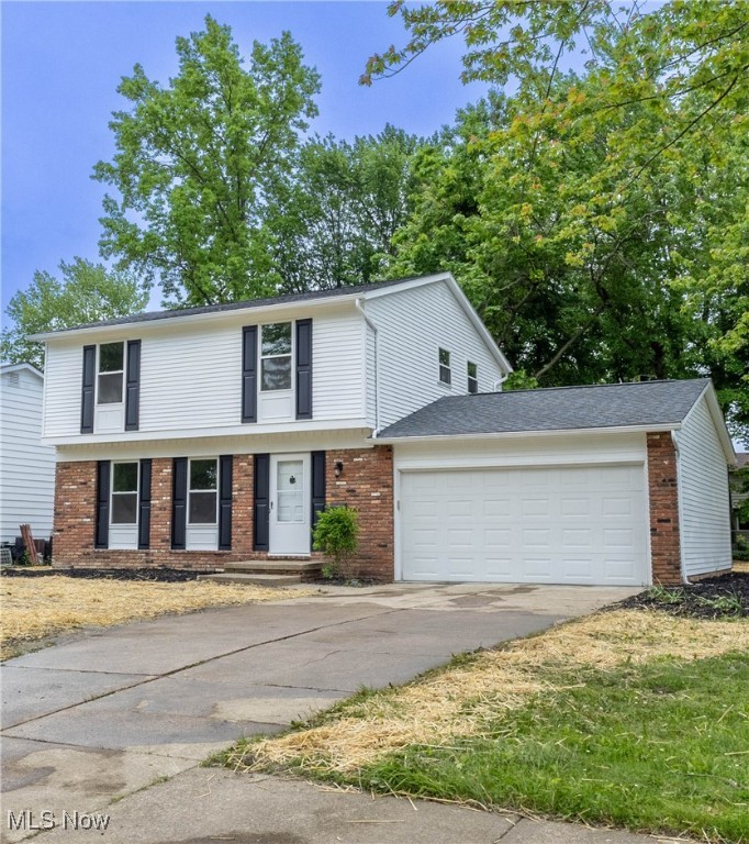 36982 S Lake Shore Boulevard, Eastlake, Ohio image 1