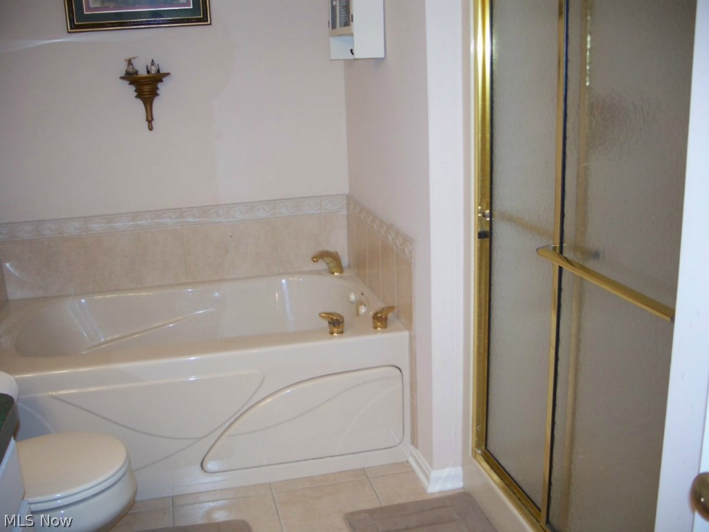 Stonehedge Condo - Residential