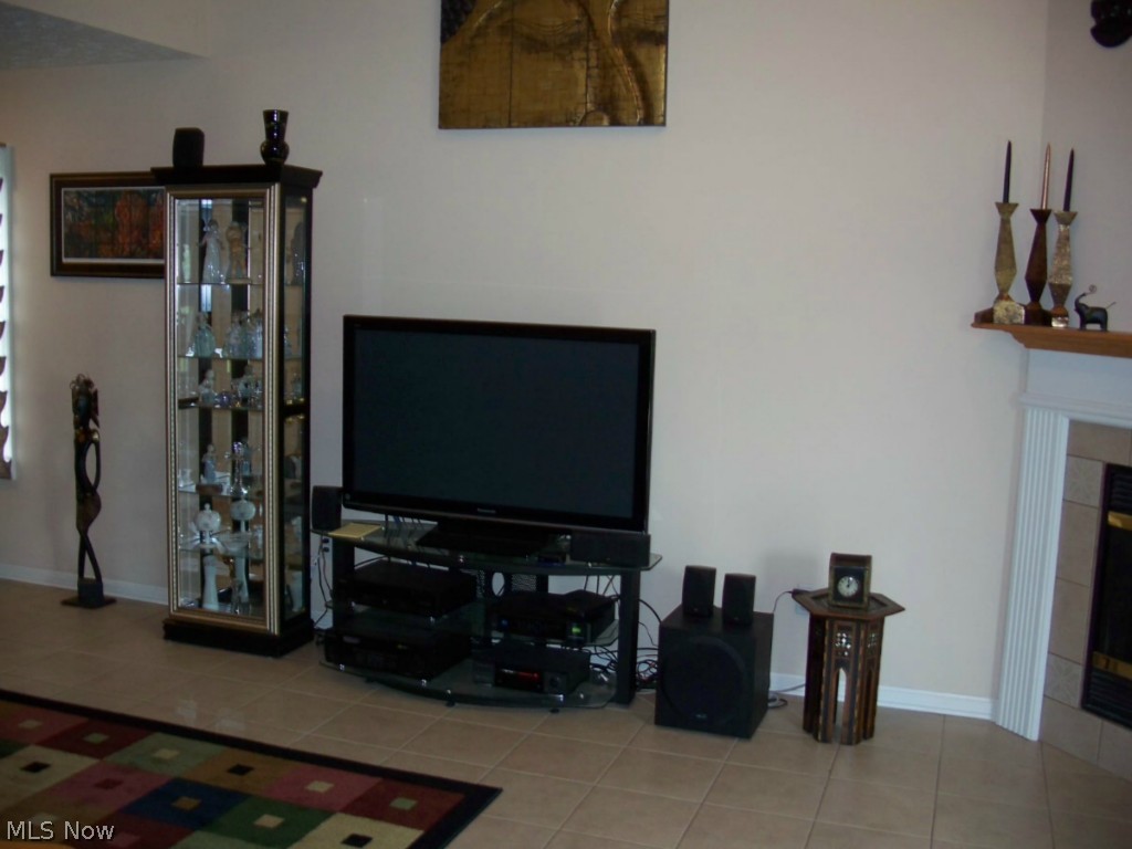 Stonehedge Condo - Residential