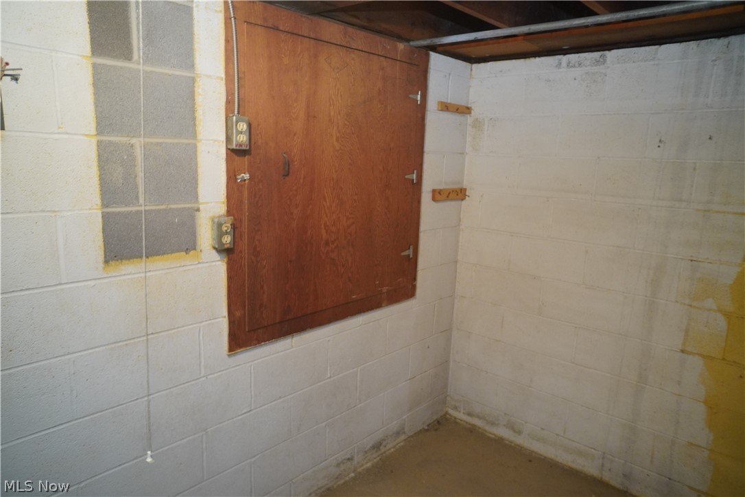 J & H Theil - Residential