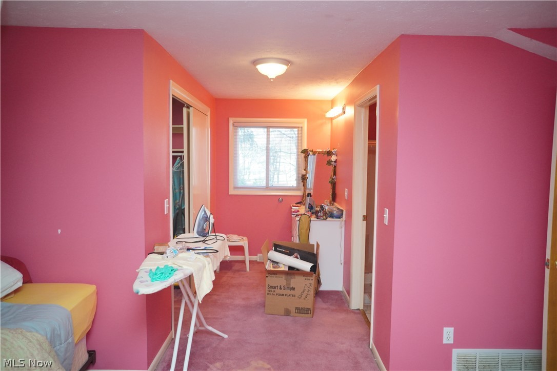 J & H Theil - Residential