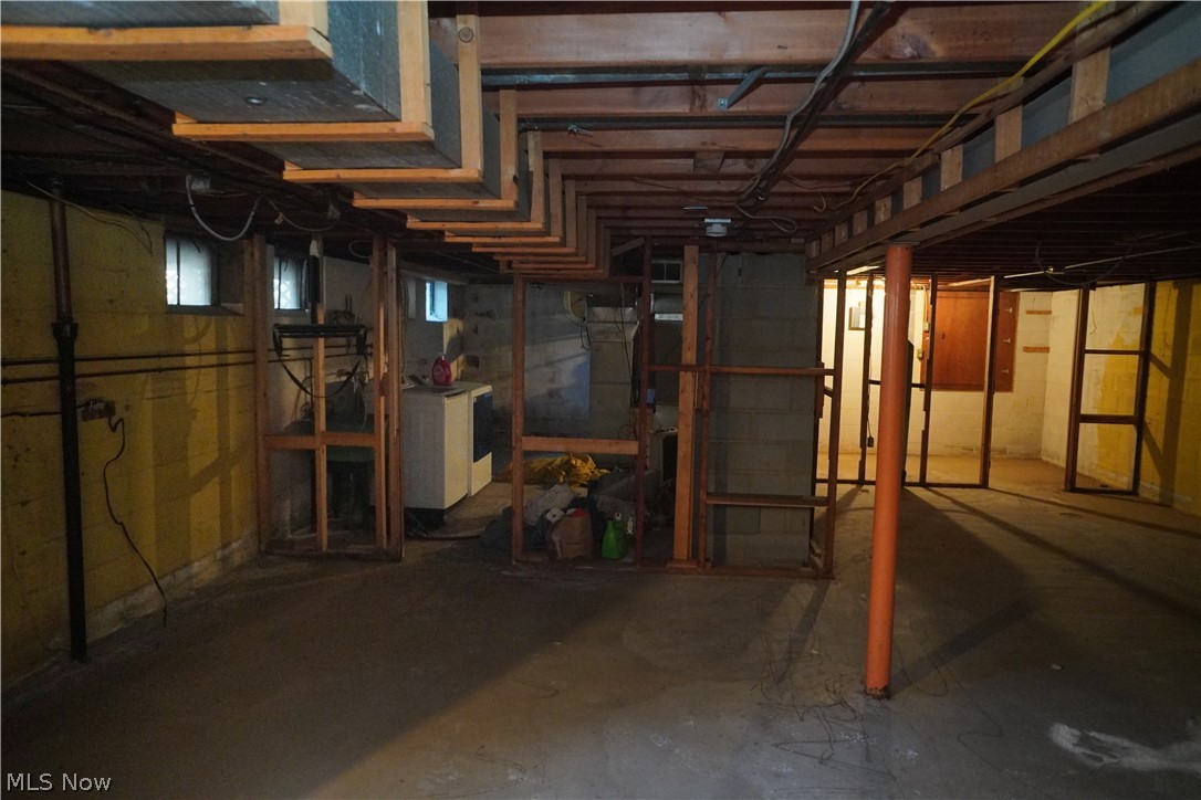 J & H Theil - Residential