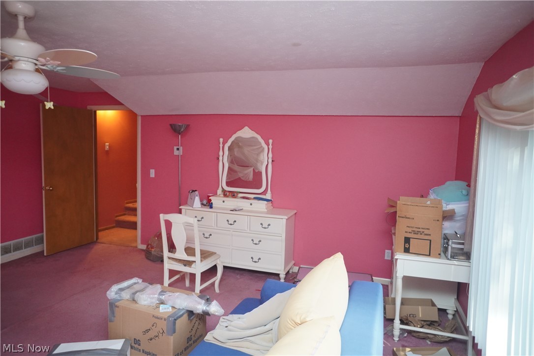 J & H Theil - Residential