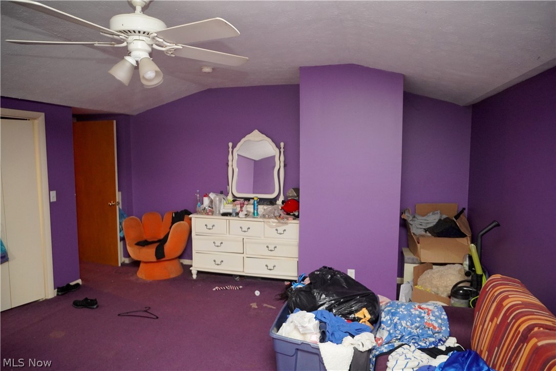 J & H Theil - Residential